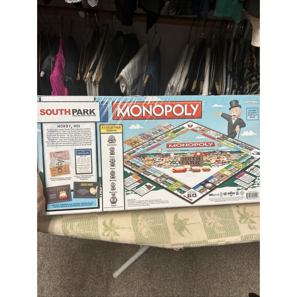 South Park Monopoly Collectors Edition 5126 Hasbro 2012 Rare Sealed - Picture 2 of 2